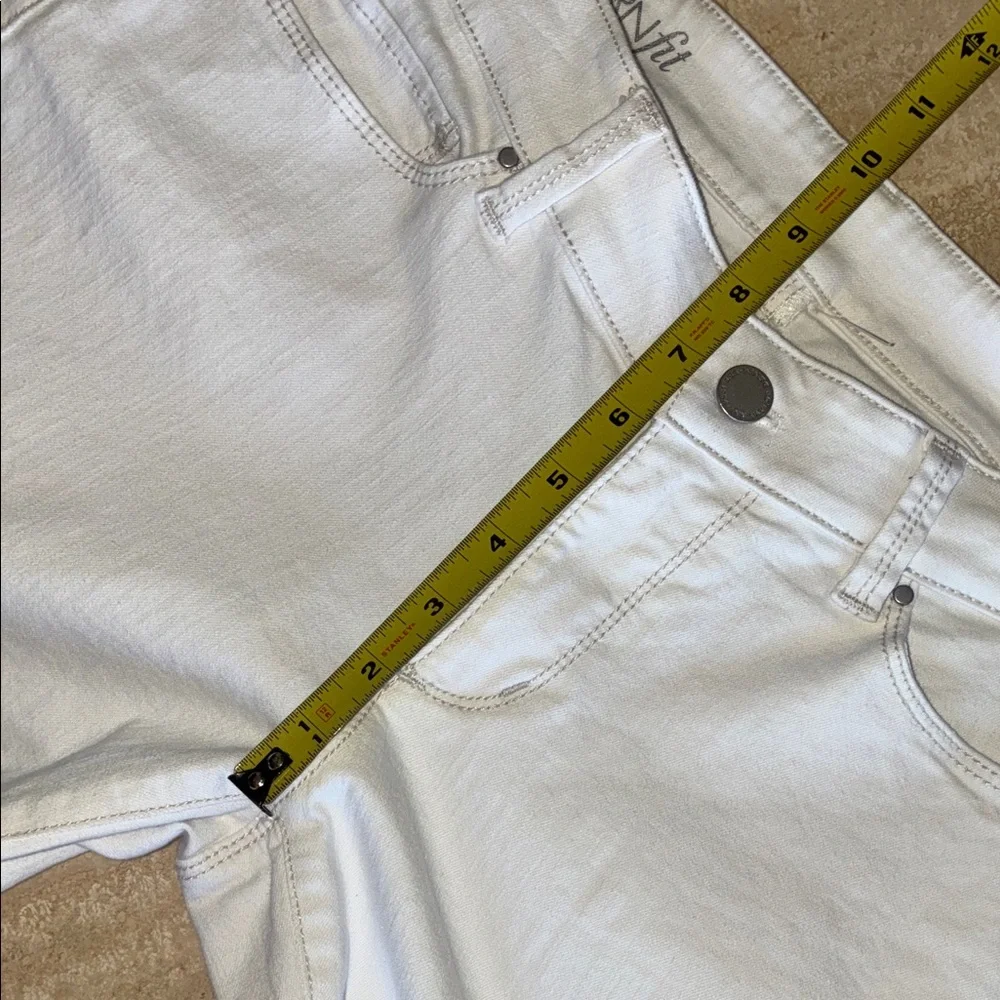 ANN TAYLOR Classic White Denim Jeans, Modern Fit, straight leg, 5 pockets. 6 EUC - Picture 12 of 15
